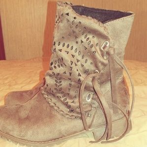 Brown boots